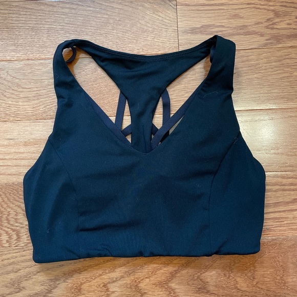 Fabletics Boost High Impact Sports Bra - Picture 4 of 4